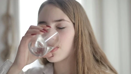 How Drinking Water Helps to Improve Mental Health